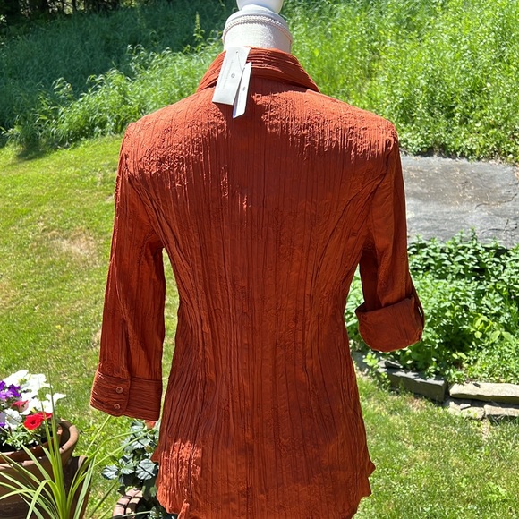 Christopher & Banks size med rust color button down, top three-quarter sleeve - Picture 5 of 15
